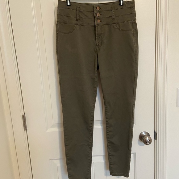 Tinseltown‎ women’s skinny multi-buttoned olive green jeans — size 12 - Picture 1 of 8